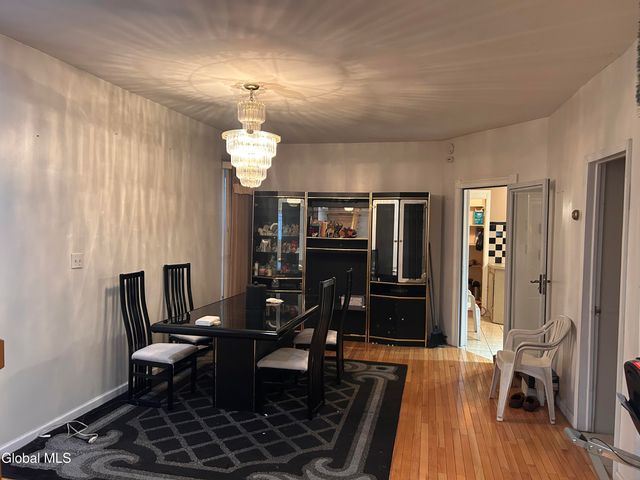 42 Kelton Avenue, Schenectady, NY 12307