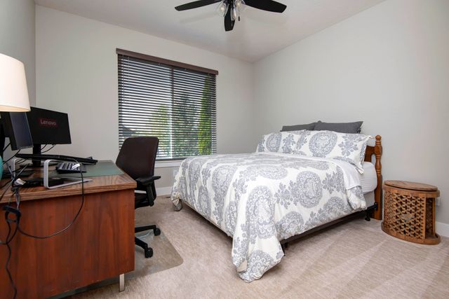 6002 S Kings Avenue, Springfield, MO 65810
