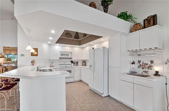 13962 Southampton DR # 4404, Bonita Springs, FL 34135