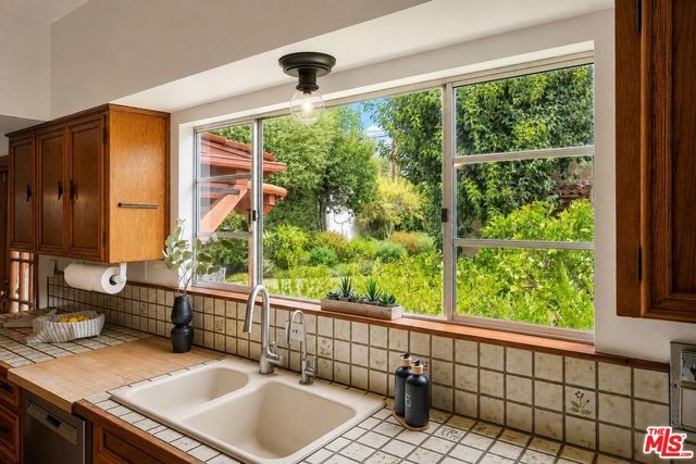 443 16th Street, Santa Monica, CA 90402