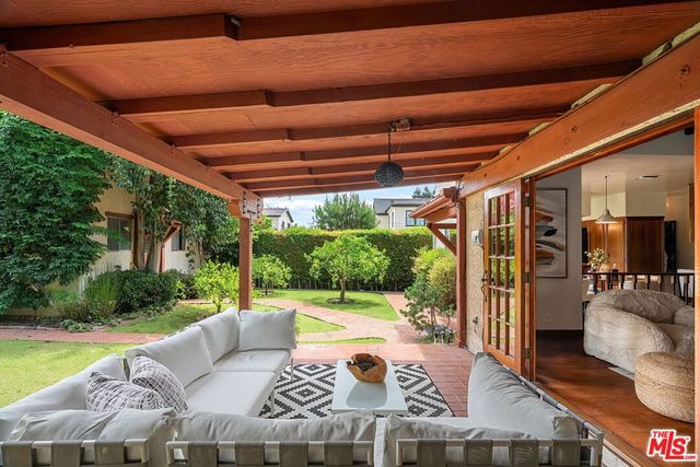 443 16th Street, Santa Monica, CA 90402