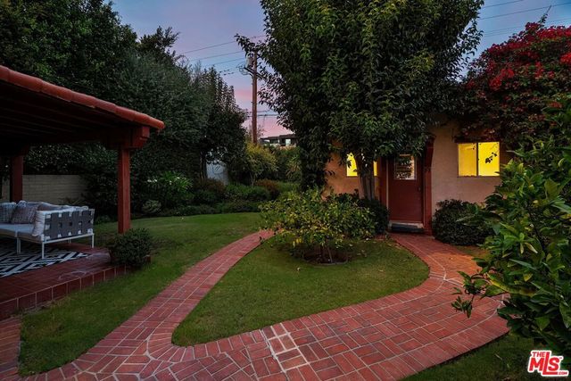 443 16th Street, Santa Monica, CA 90402