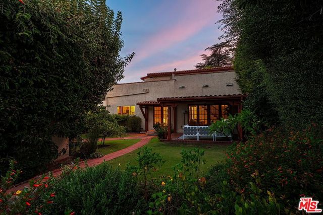 443 16th Street, Santa Monica, CA 90402
