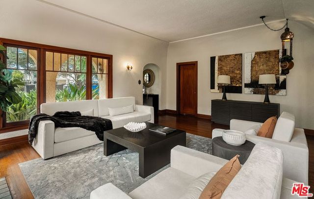 443 16th Street, Santa Monica, CA 90402