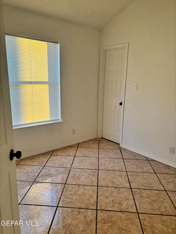 3840 Leticia St Street, El Paso, TX 79936