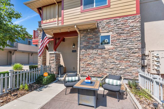 10706 S TOPVIEW RD, South Jordan, UT 84009