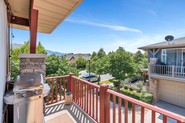 10706 S TOPVIEW RD, South Jordan, UT 84009