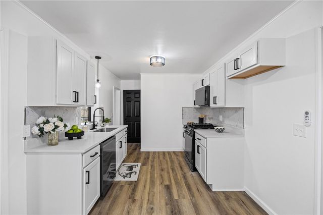 64 Burley Road, Rochester, NY 14612