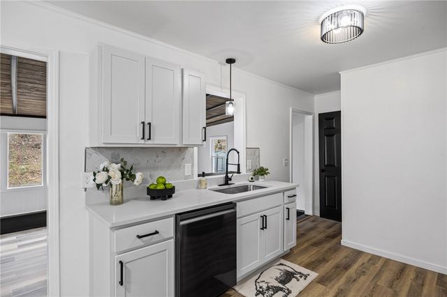 64 Burley Road, Rochester, NY 14612