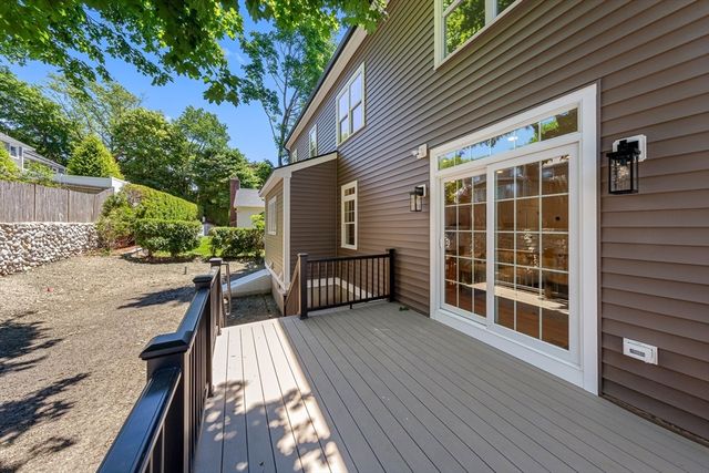 93 Hathaway Circle, Arlington, MA 02476