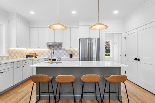 93 Hathaway Circle, Arlington, MA 02476