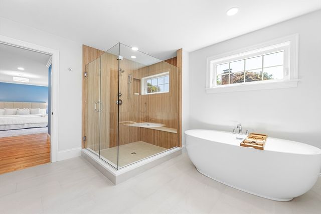 93 Hathaway Circle, Arlington, MA 02476