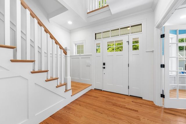 93 Hathaway Circle, Arlington, MA 02476