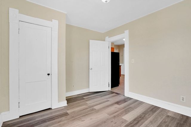 658 Union St, Springfield, MA 01109