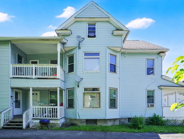658 Union St, Springfield, MA 01109