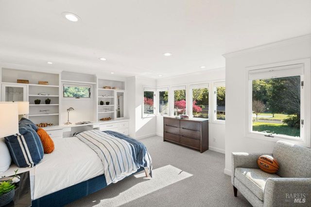 1321 Butterfield Rd, San Anselmo, CA 94960