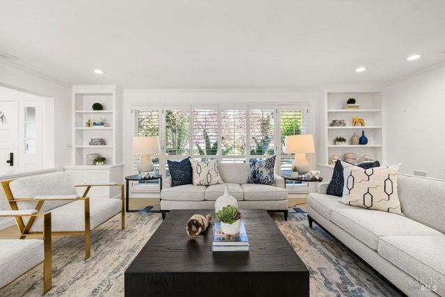 1321 Butterfield Rd, San Anselmo, CA 94960