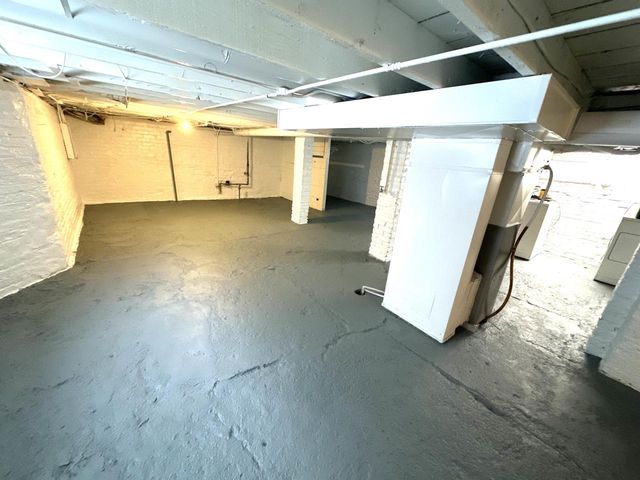 913 69th STREET, Kenosha, WI 53143