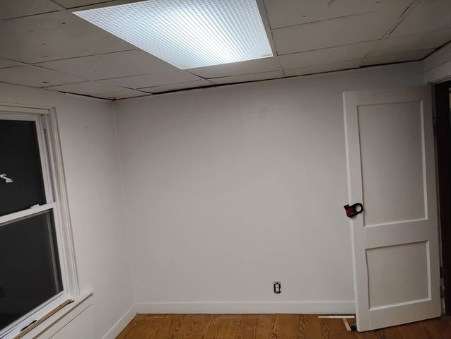 23 Suffolk St, Worcester, MA 01604