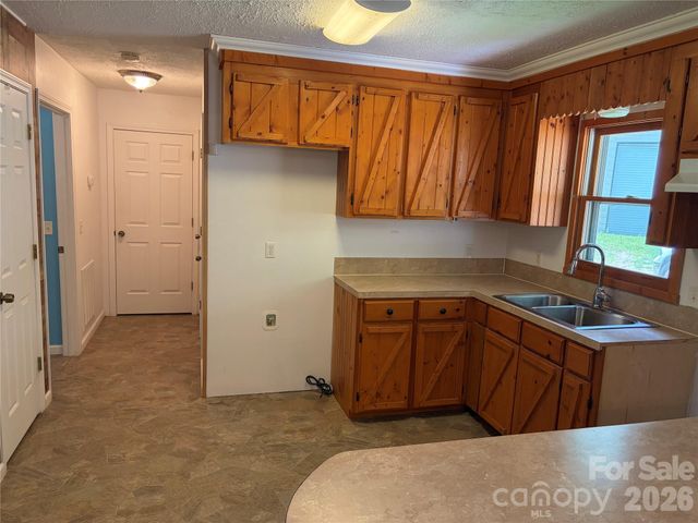 5020 Old Nc Highway 16 None, Millers Creek, NC 28651