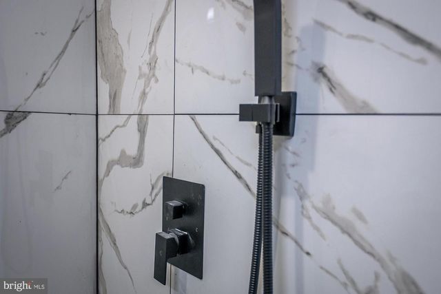 1908 E LANVALE ST, Baltimore, MD 21213