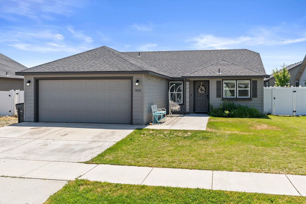 19020 E Euclid Ave, Otis Orchards, WA 99037