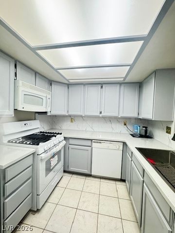 1406 Santa Margarita Street G, Las Vegas, NV 89146