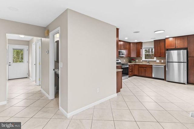 25001 HALF PONE POINT RD, Hollywood, MD 20636