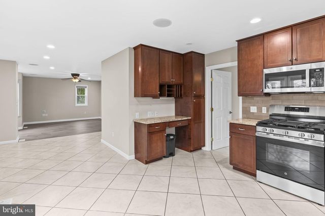 25001 HALF PONE POINT RD, Hollywood, MD 20636