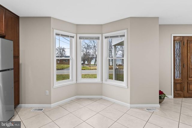 25001 HALF PONE POINT RD, Hollywood, MD 20636