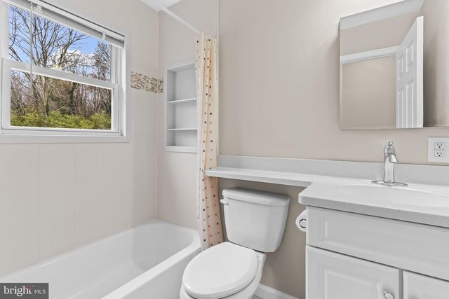 25001 HALF PONE POINT RD, Hollywood, MD 20636