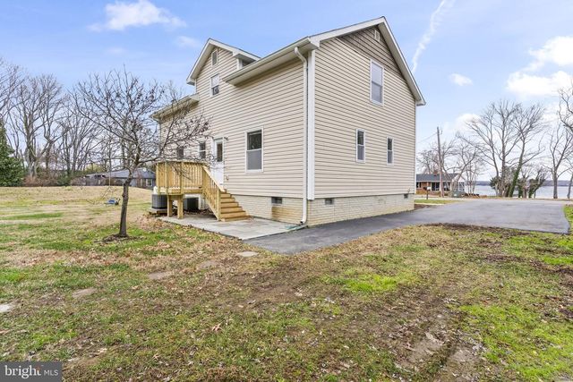 25001 HALF PONE POINT RD, Hollywood, MD 20636