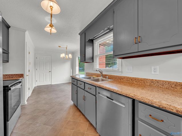 107 Enoch Drive, Hazel Green, AL 35750