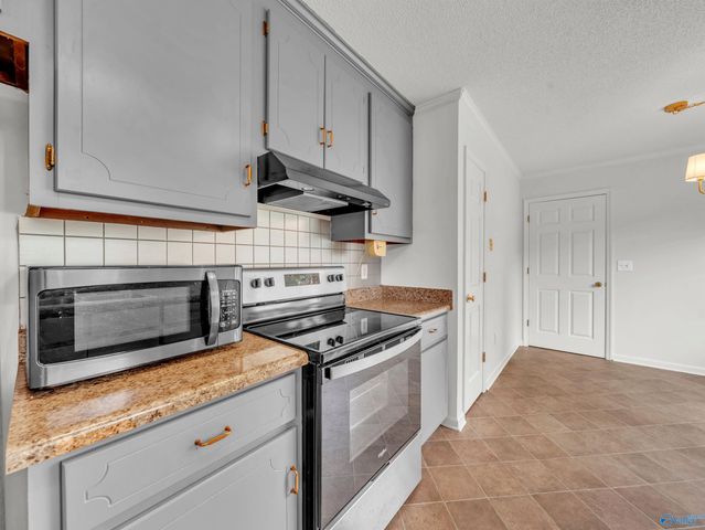 107 Enoch Drive, Hazel Green, AL 35750