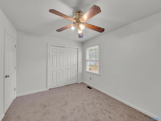 107 Enoch Drive, Hazel Green, AL 35750