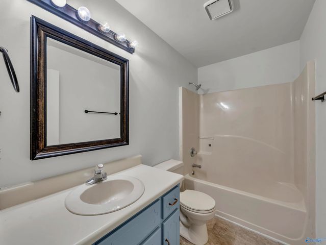 107 Enoch Drive, Hazel Green, AL 35750
