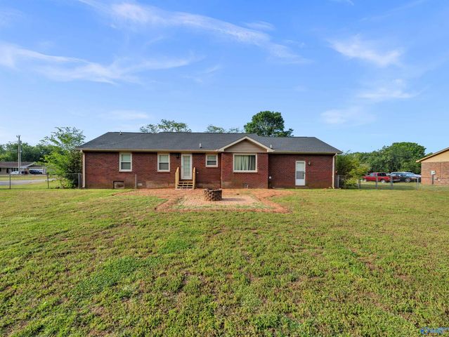 107 Enoch Drive, Hazel Green, AL 35750