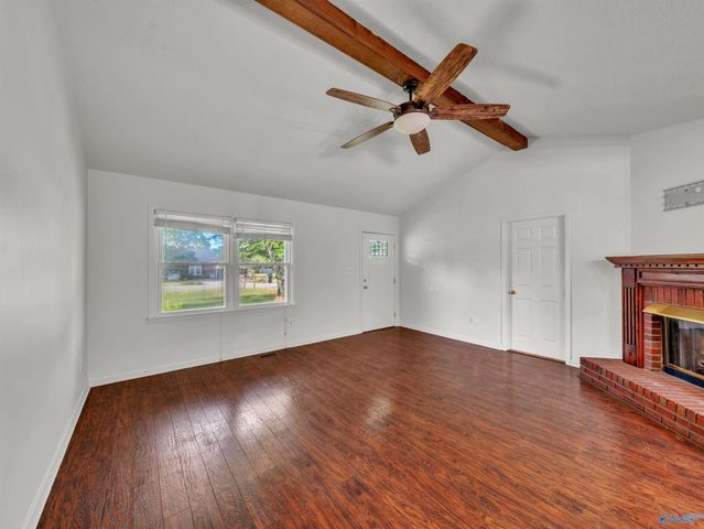 107 Enoch Drive, Hazel Green, AL 35750