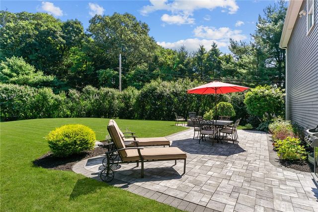 20 Grove Road, Cumberland, RI 02864