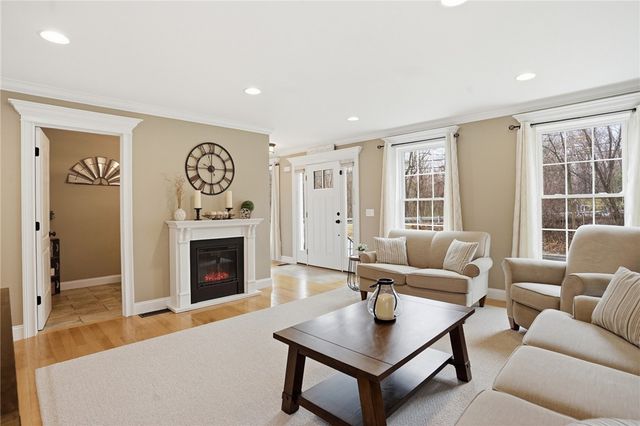 20 Grove Road, Cumberland, RI 02864