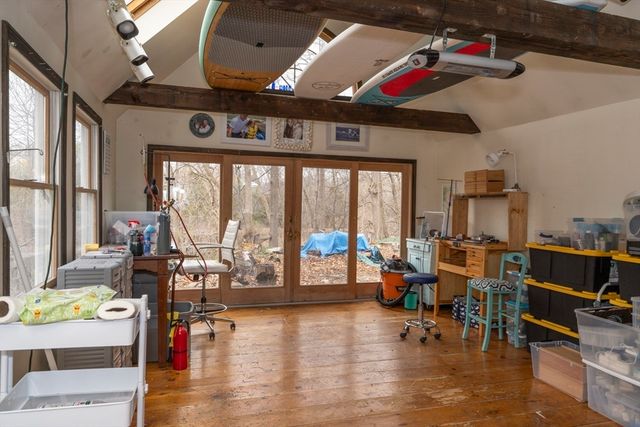 356 Main St, Amesbury, MA 01913