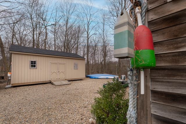 356 Main St, Amesbury, MA 01913