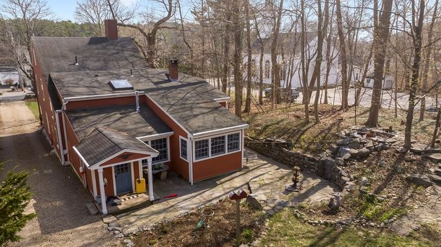 356 Main St, Amesbury, MA 01913