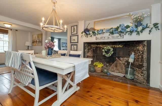 356 Main St, Amesbury, MA 01913