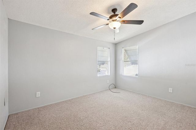 39 MAPLEHURST AVENUE, Debary, FL 32713