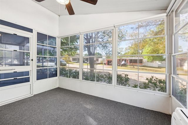 39 MAPLEHURST AVENUE, Debary, FL 32713