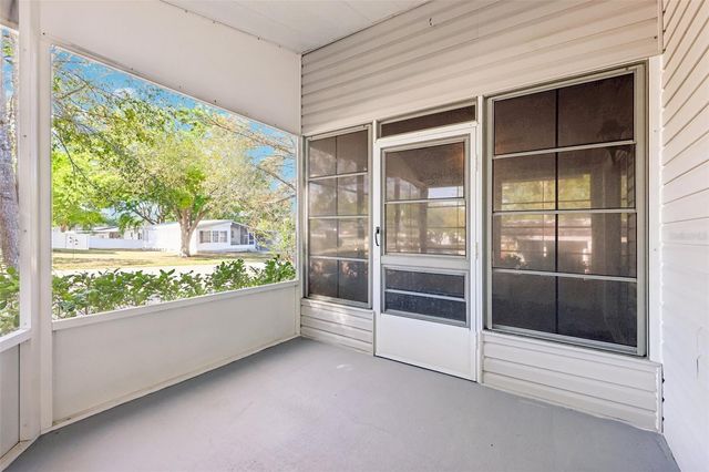 39 MAPLEHURST AVENUE, Debary, FL 32713