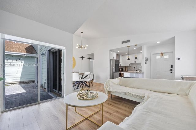 14720 SW 139th Ave 1-39, Miami, FL 33186