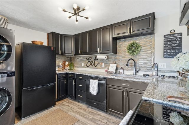 3865 Endover Road, Kettering, OH 45439