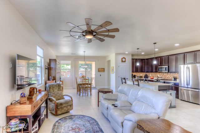 10838 E Painted Mesa Place, Vail, AZ 85641